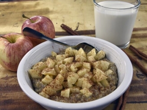 recipe for cinnamon apple raisin oatmeal