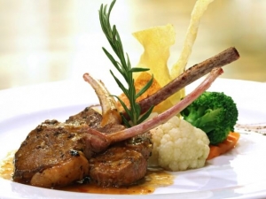 recipe for red wine and rosemary roasted rack of lamb