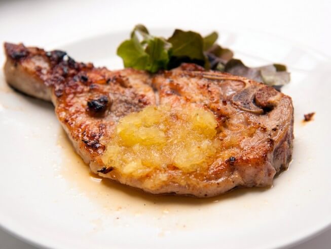 Trader Vic S Hawaiian Pork Chops Recipe Cdkitchen Com