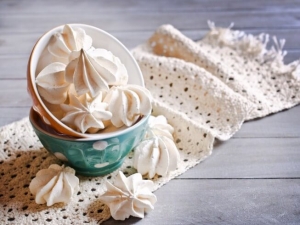 recipe for gluten-free almond meringue drops