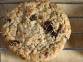 Anna Marie Jensen's Chocolate Chip or Raisin Oatmeal Cookies Recipe