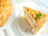 Banana Cake With Banana Cream Filling