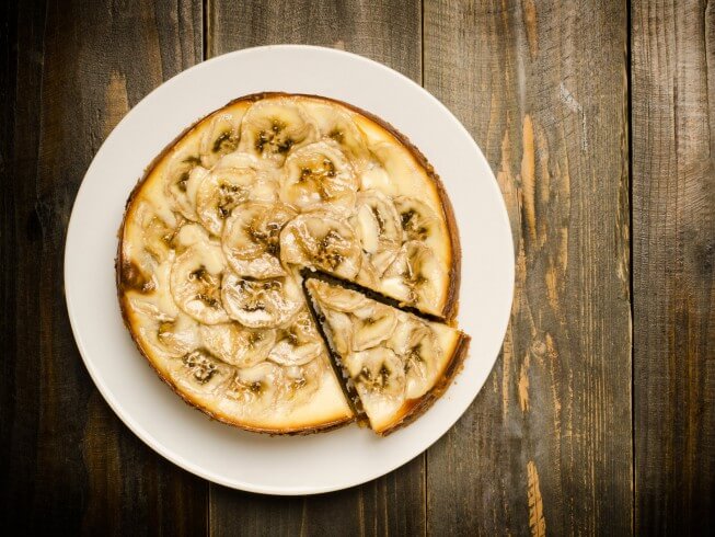 photo of Banana Cheesecake with Thick Toffee Sauce