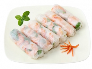 recipe for vietnamese spring rolls with peanut sauce