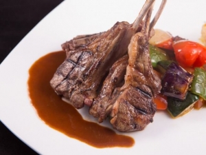 recipe for outback steakhouse rack of lamb cabernet sauce