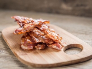 recipe for spicy oven roasted bacon