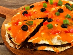 recipe for double-decker mexican pizza