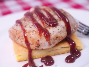 recipe for pork chops with barbecue sauce and cornbread