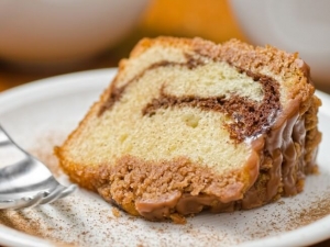 recipe for easy cinnamon nut cake