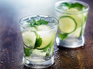 recipe for mojitos by the pitcher