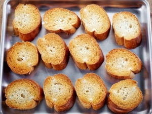 recipe for large croutons
