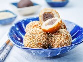 Jian Dui (Chinese Sesame Balls Filled with Red Bean Paste)