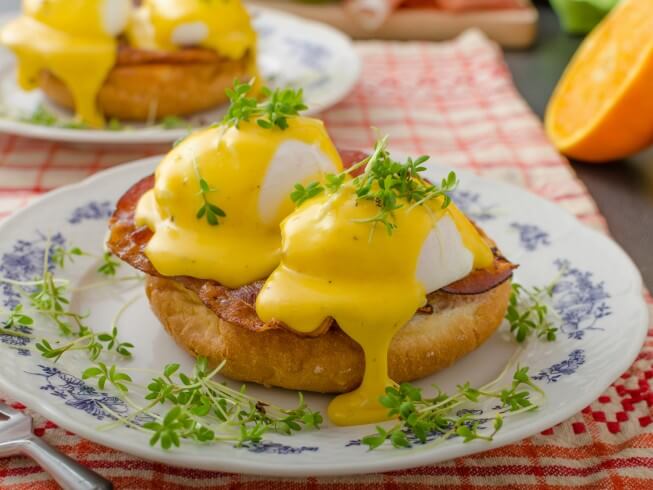 Island Style Hollandaise Sauce with Eggs Benedict Recipe Recipe - Da Vine  Hawaii