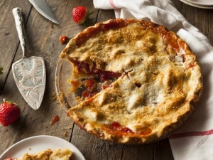 recipe for easy strawberry-rhubarb pie