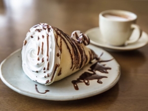 recipe for how to make homemade ice cream cones