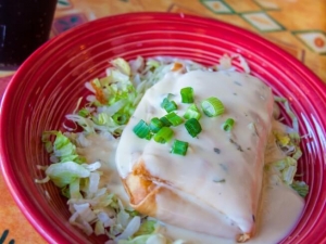 recipe for copycat chi chi's seafood chimichanga with cheese sauce