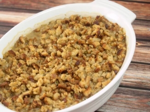 recipe for easy chicken leftovers pot pie with stuffing topping