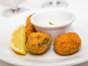 recipe for an outstanding conch fritter