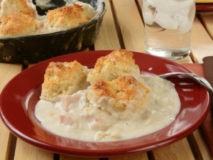 recipe for chicken and biscuit pot pies for 100