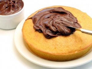 recipe for almost sugar free chocolate frosting