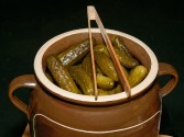 Old-Fashioned Pickle Barrel Pickles