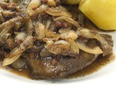 Baked Liver And Onions With Bacon