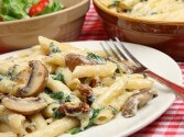 Mushroom And Spinach Pasta