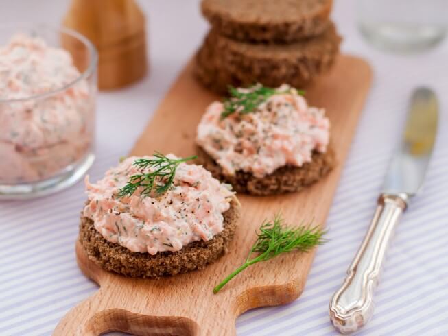 photo of Easy Salmon And Dill Party Dip