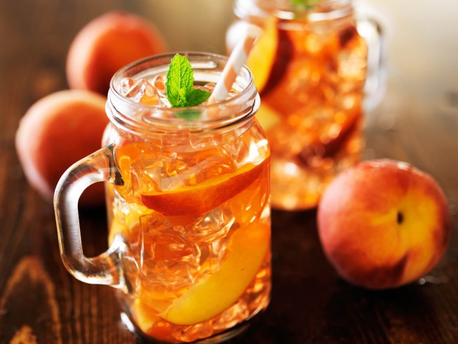 Crock Pot Spiced Peach Iced Tea Recipe