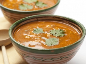 recipe for harira (moroccan chickpea soup)