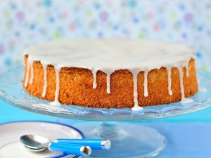 recipe for bourbon carrot cake with bourbon glaze
