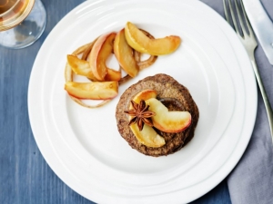 recipe for caramelized apples and onions