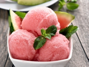 recipe for fresh melon gelato