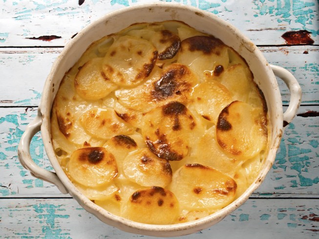 Easy Scalloped Potatoes Recipe | CDKitchen.com