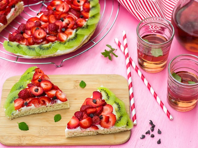 photo of Easy Fruit Pizza