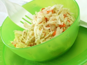 recipe for creamy coleslaw (low fat)