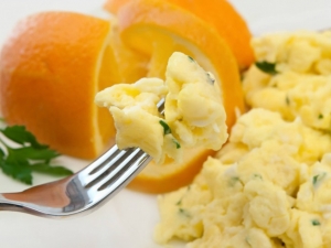 recipe for oven-perfect creamy scrambled eggs