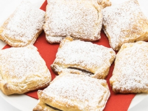 recipe for tiny filled dessert pastries