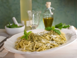 recipe for white wine pesto pasta