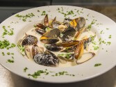 Steamed Mussels In Caramelized Onion Sauce
