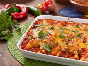 recipe for chicken enchiladas with pasilla chile sauce