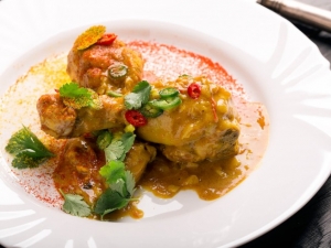 recipe for delicious saffron curry chicken