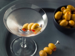 recipe for how to make a dry martini
