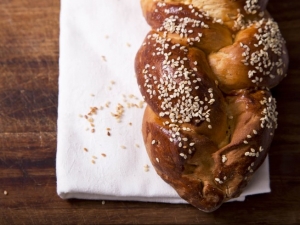 recipe for traditional braided challah