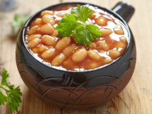 recipe for boston baked beans for a crowd