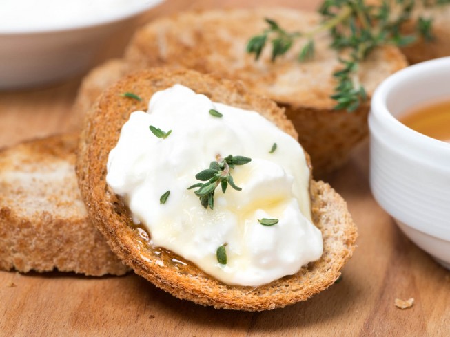 Goat Cheese And Truffle Oil Crostini