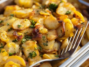 recipe for skillet squash and potatoes