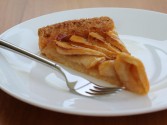 Apple Pie with Heavy Cream
