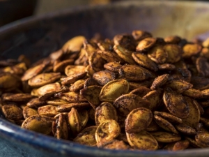 recipe for basic roasted pumpkin seeds with variations