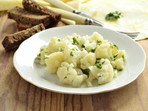 recipe for braised cauliflower with garlic